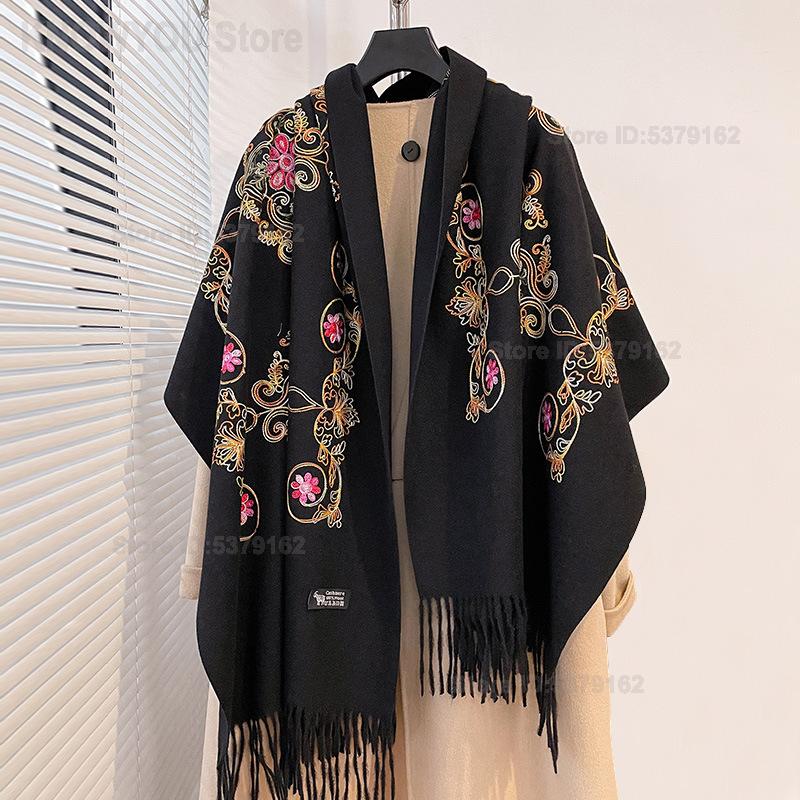 Go Ethnic Fashion - Kadınlar Vintage Etnik Nakış Püsküllü Paşmina